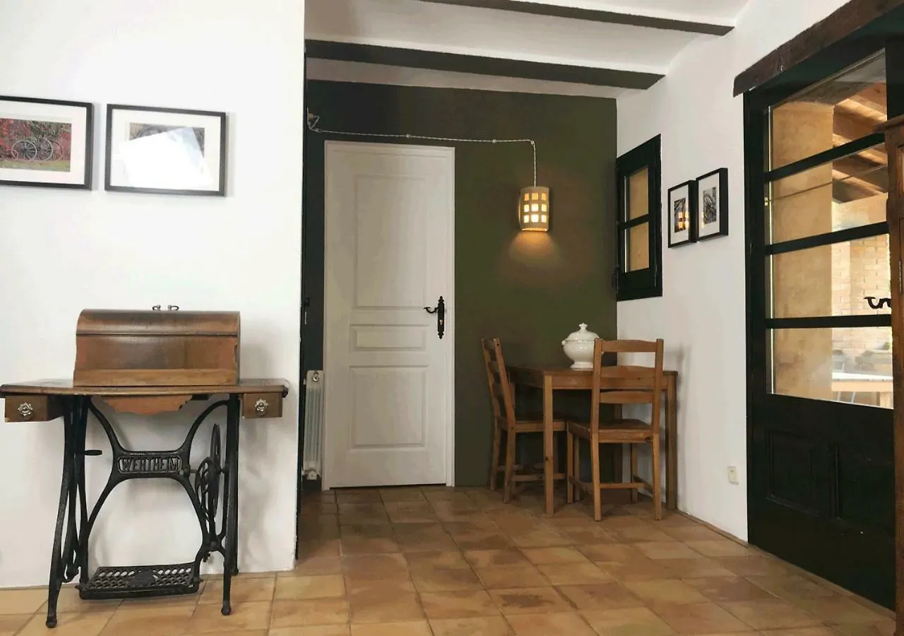 Cal Carreter Hostal Mieres  España